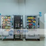 CB1242 | Estudio moderno con diseño natural y piscina