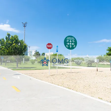 Cb1242 | Estudio Moderno Con Diseno Natural Y Piscina